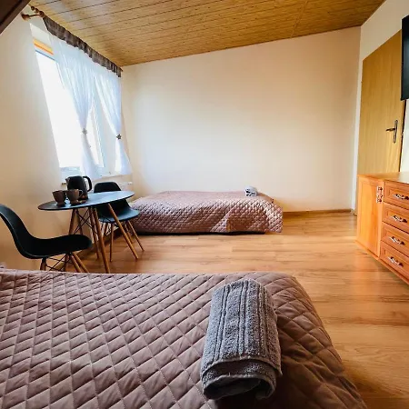 Pokoje Goscinne Amelka Habitación en casa particular *