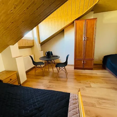 Pokoje Goscinne Amelka Habitación en casa particular *